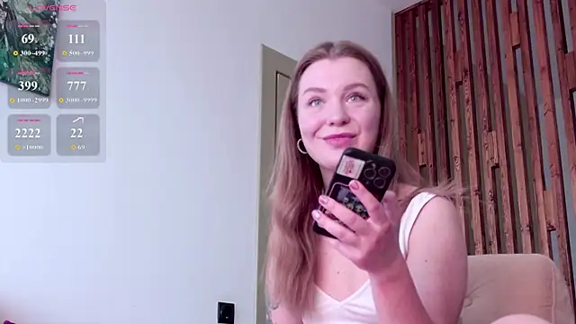 yourlovelyjul online show from 05/07/26, 07:58