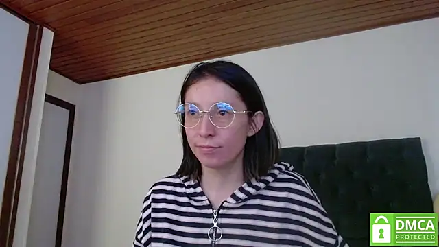 Sophi Cute online show from 12/30/24, 06:49