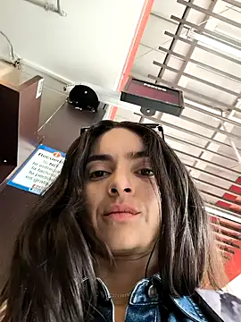 Sam Sara online show from 12/22/25, 03:42