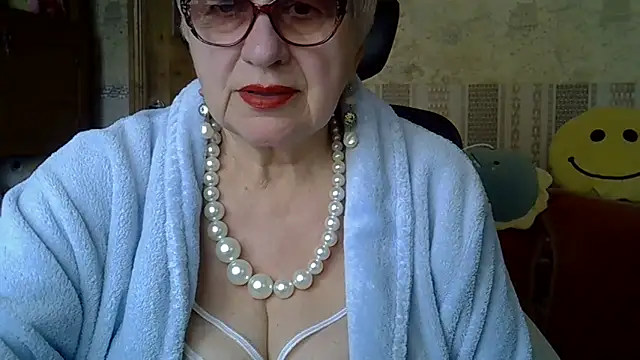 SweetCherry27 online show from 04/11/26, 09:35