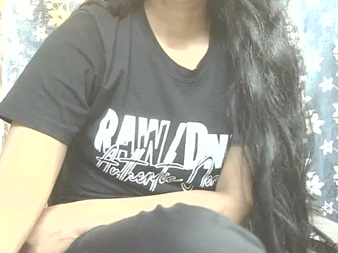 Supriya201 online show from 01/14/26, 01:39