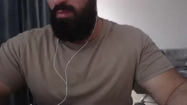 hugemachohandsome online show from 11/10/25, 11:31