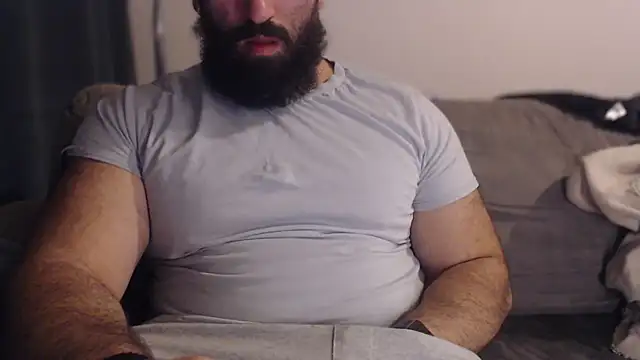 hugemachohandsome online show from 12/19/25, 09:55