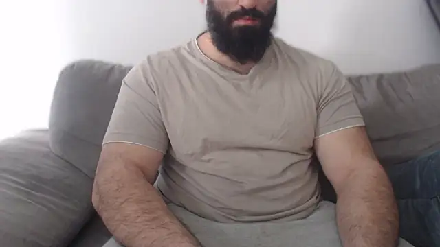 hugemachohandsome online show from 05/09/26, 06:29