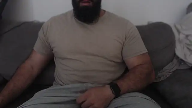 hugemachohandsome online show from 06/24/26, 06:23