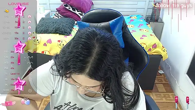 evelin zaens online show from 02/07/25, 10:19