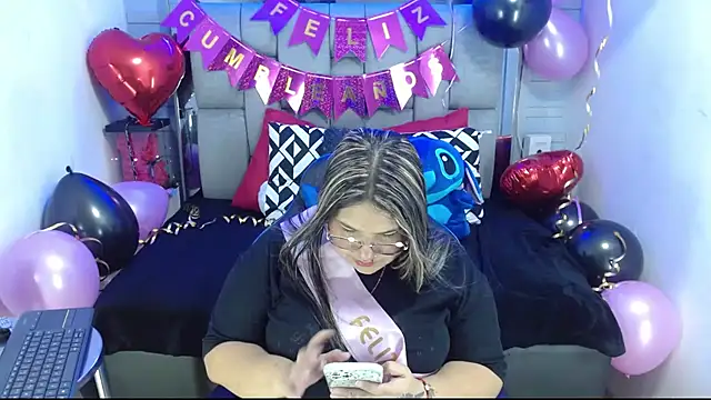 evelin zaens online show from 10/10/25, 07:07