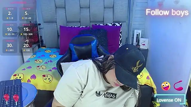 evelin zaens online show from 11/02/25, 01:13