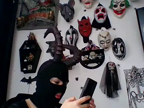 FeticheMacabre online show from 11/05/25, 05:24