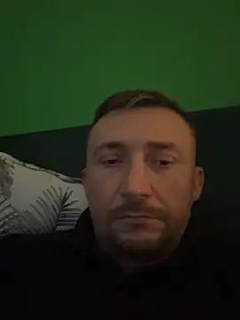 Snapshot of mimamil chatting on 11/08/25, 03:56 mimamil online show from 11/08/25, 03:56