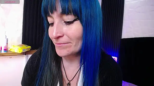 alicia moom online show from 01/21/25, 11:02