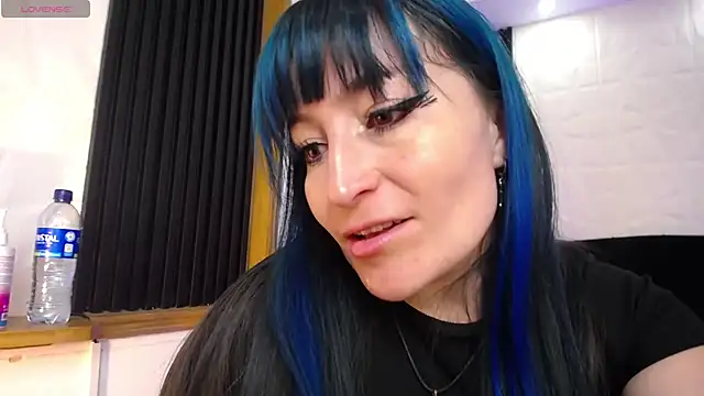 alicia moom online show from 02/15/25, 05:17