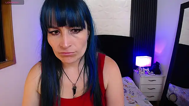 alicia moom online show from 02/20/25, 07:41