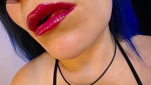 alicia moom online show from 10/14/25, 07:25