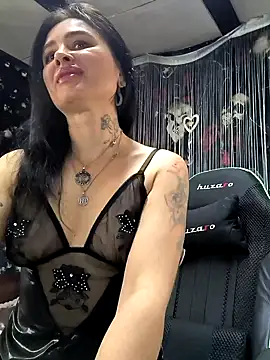 KikiXRed online show from 02/04/25, 10:43