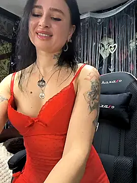 KikiXRed online show from 02/06/25, 10:15