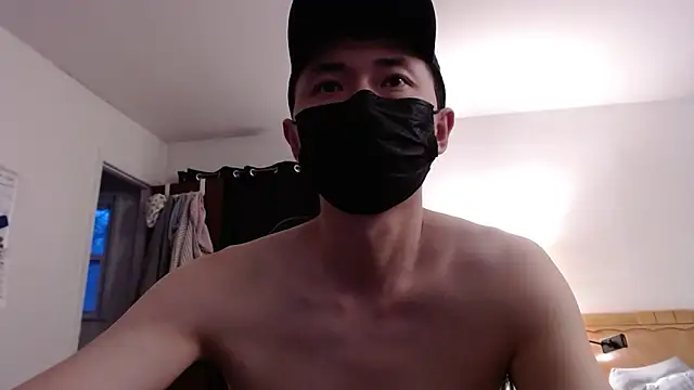 Snapshot of twbobo00715 chatting on 02/09/26, 10:36 twbobo00715 online show from 02/09/26, 10:36