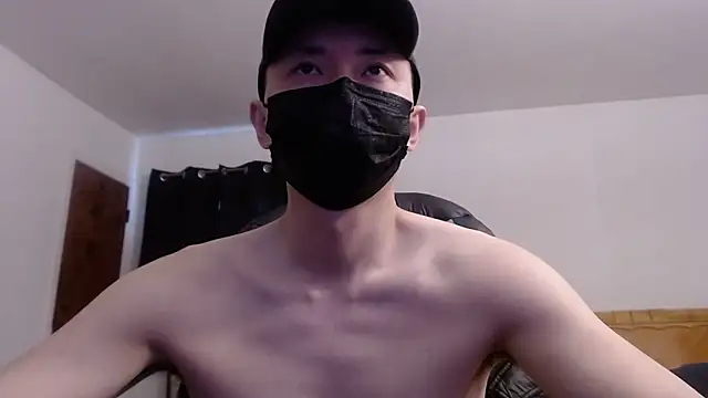 Snapshot of twbobo00715 chatting on 03/13/26, 03:51 twbobo00715 online show from 03/13/26, 03:51