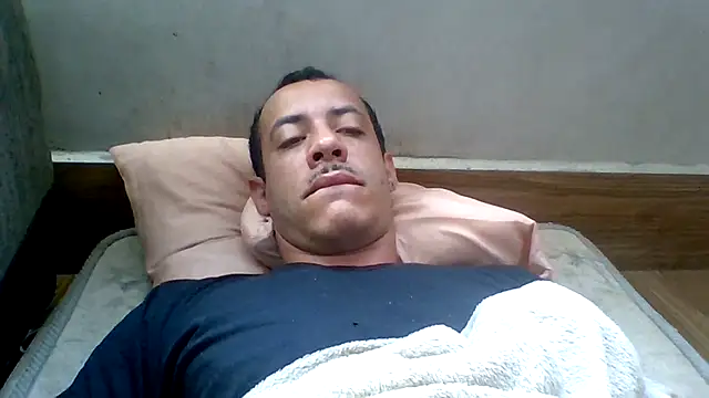 Snapshot of MachoScorpionCaralho chatting on 05/27/26, 10:45 MachoScorpionCaralho online show from 05/27/26, 10:45