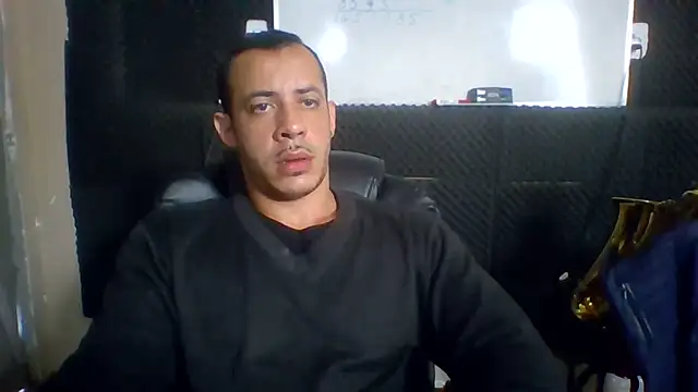 MachoScorpionCaralho online show from 06/15/26, 01:46