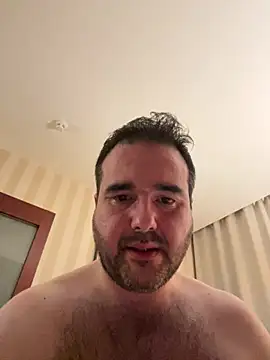 curiosillo83 online show from 03/07/25, 05:18