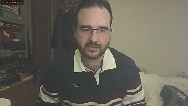 curiosillo83 online show from 03/12/25, 09:24