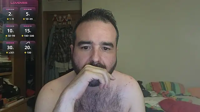 curiosillo83 online show from 10/09/25, 01:42