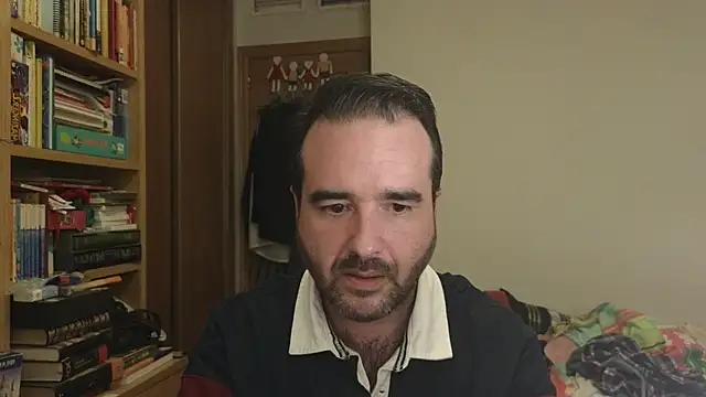 curiosillo83 online show from 11/16/25, 09:31