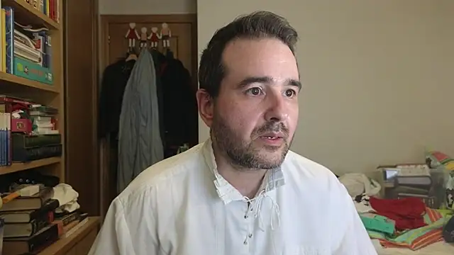 curiosillo83 online show from 05/24/26, 01:49