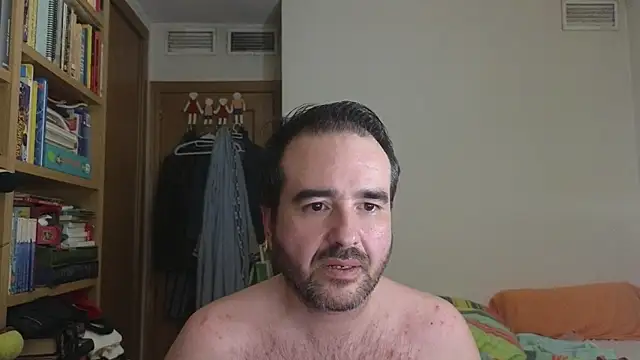 curiosillo83 online show from 06/25/26, 12:54