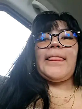 Sakura 0505 online show from 11/30/25, 06:45