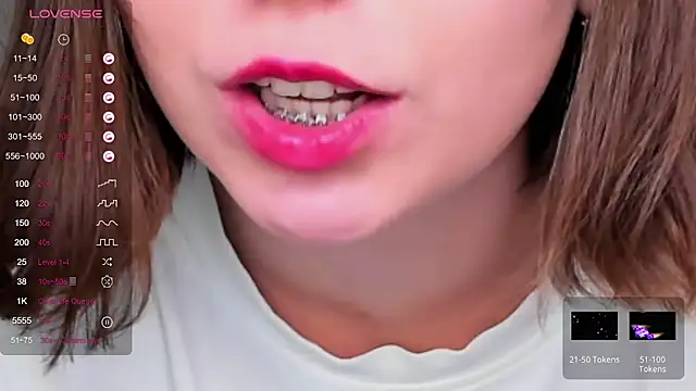 KindHazelHere  online show from 02/28/25, 06:21