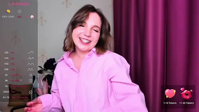 KindHazelHere  online show from 03/06/25, 10:15