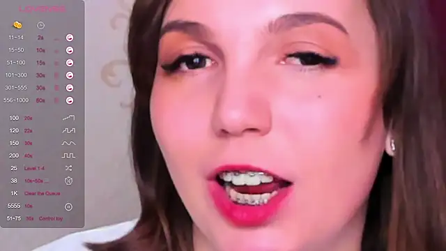 KindHazelHere  online show from 03/11/25, 07:37