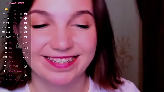 KindHazelHere  online show from 03/19/25, 11:14