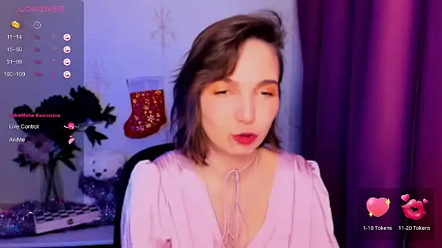 KindHazelHere  online show from 12/19/25, 04:25