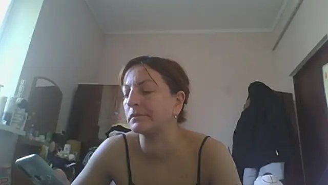 ShawnaAdams online show from 11/22/25, 10:25