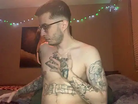 Snapshot of Bwcjoshbanks chatting on 02/10/26, 02:37 Bwcjoshbanks online show from 02/10/26, 02:37