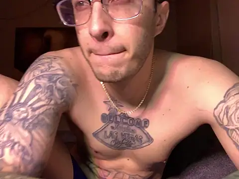 Snapshot of Bwcjoshbanks chatting on 03/04/26, 04:40 Bwcjoshbanks online show from 03/04/26, 04:40