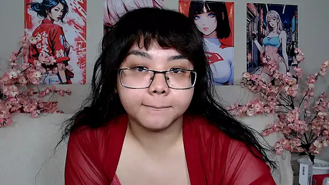 Snapshot of Moertomlly chatting on 05/28/26, 05:49 Moertomlly online show from 05/28/26, 05:49