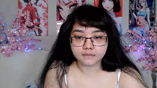 Snapshot of Moertomlly chatting on 05/31/26, 03:15 Moertomlly online show from 05/31/26, 03:15