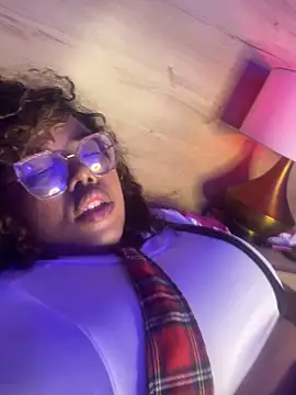  nickypurple  online show from 03/05/25, 06:12