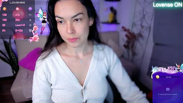 Snapshot of Lunlunera chatting on 06/14/26, 04:58 Lunlunera online show from 06/14/26, 04:58
