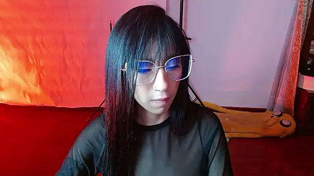 Snapshot of _holy_1 chatting on 03/17/26, 12:15 holy 1 online show from 03/17/26, 12:15