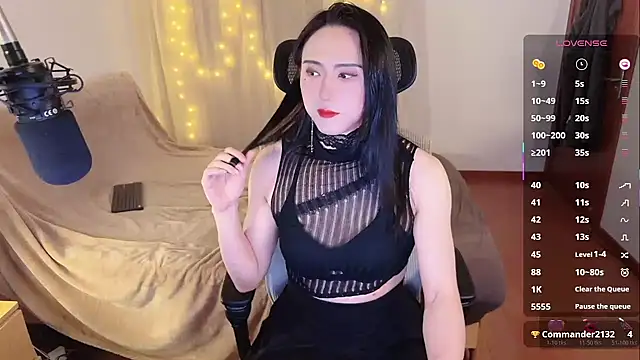 Snapshot of liliwang03 chatting on 01/16/26, 01:37 liliwang03 online show from 01/16/26, 01:37