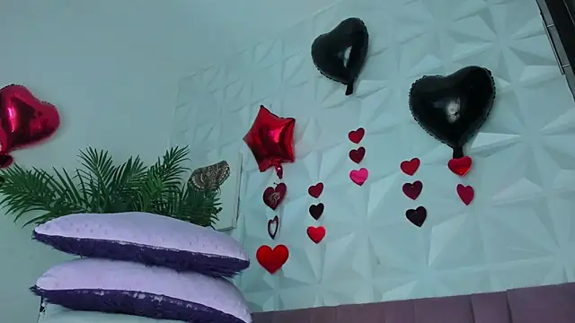 Snapshot of Hellen_Sky chatting on 04/07/26, 07:14 Hellen Sky online show from 04/07/26, 07:14
