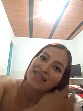 Snapshot of JULIFOR chatting on 03/04/25, 04:06 JULIFOR online show from 03/04/25, 04:06