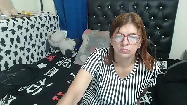 jellyfishhot online show from 11/04/25, 06:07