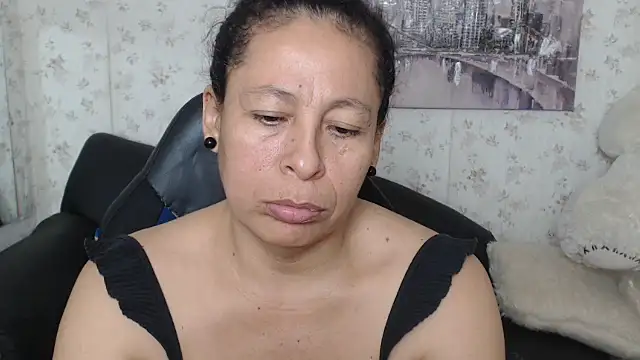 mature martina online show from 06/09/26, 09:21