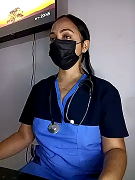 Snapshot of MEGAN_X0XX chatting on 03/27/26, 01:44 MEGAN X0XX online show from 03/27/26, 01:44